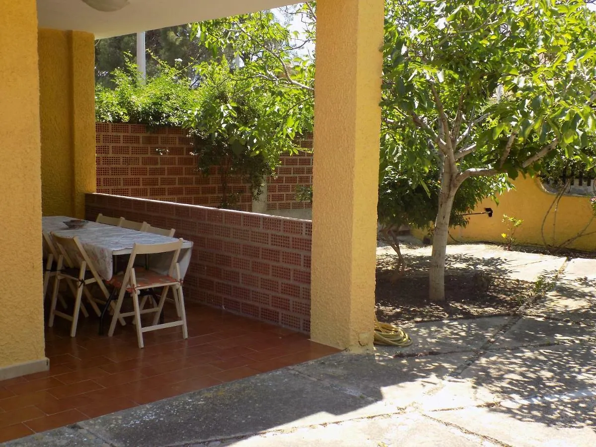 Casa Vacanze Gardenia Соланас 0*,